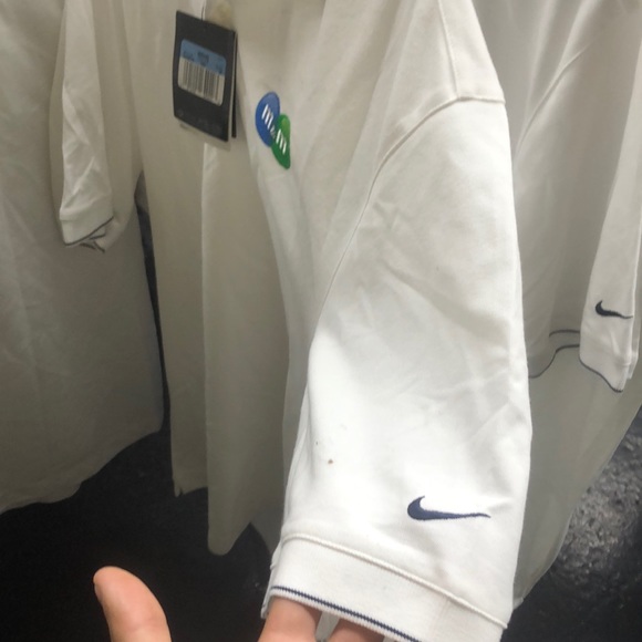 Nike golf M&M polo size M BRAND NEW - Picture 3 of 3